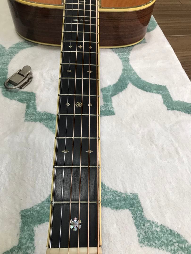 ジャンク品　アコースティックギター OM42