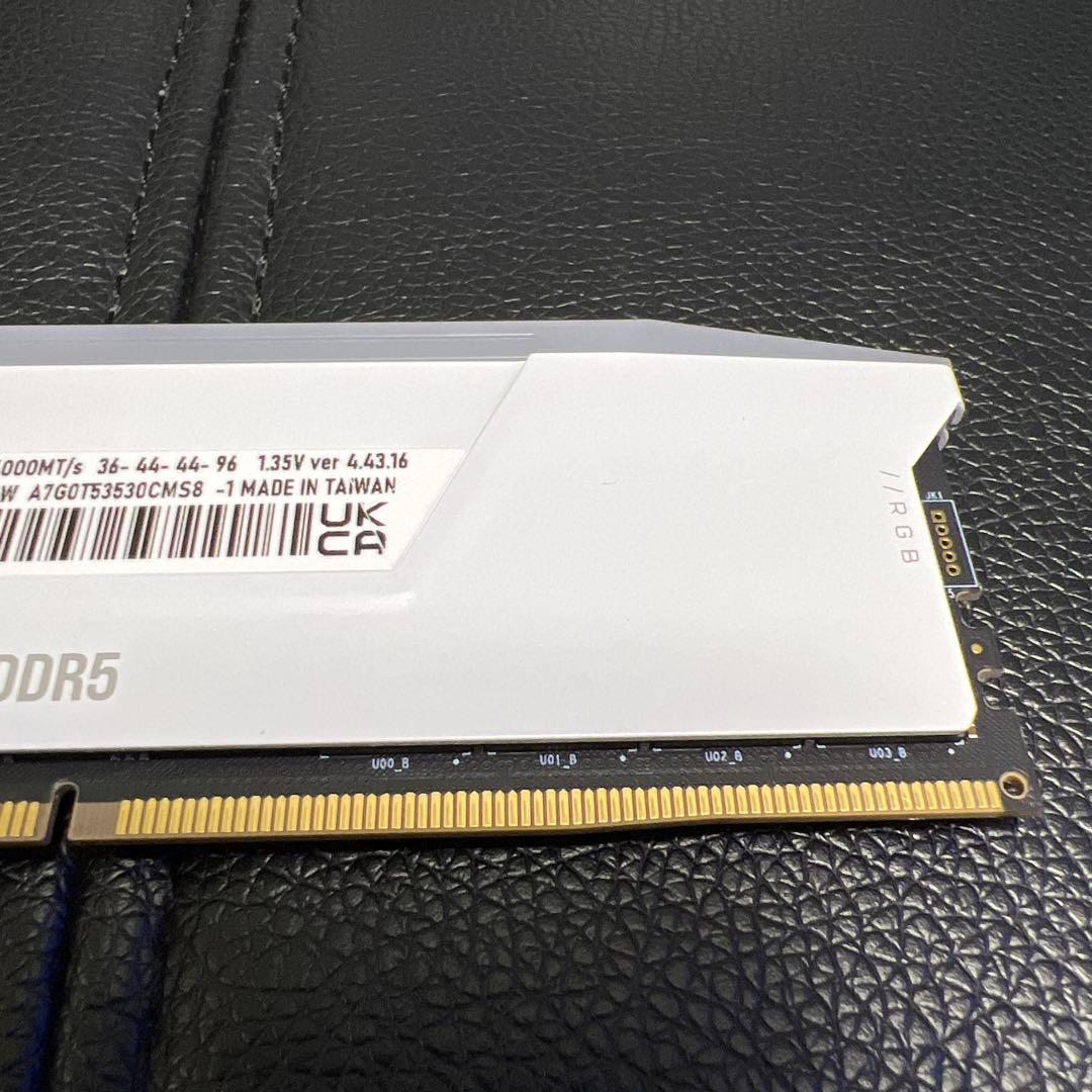 CORSAIR DDR5 32GB ホワイト [16GB×2枚]