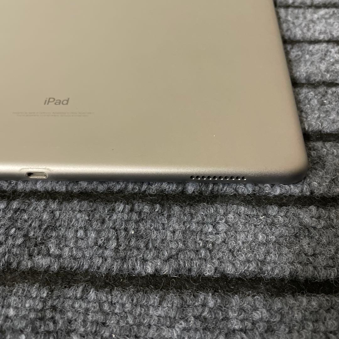145 iPad Pro 12.9 2世代 256GB Wi-Fi グレイ