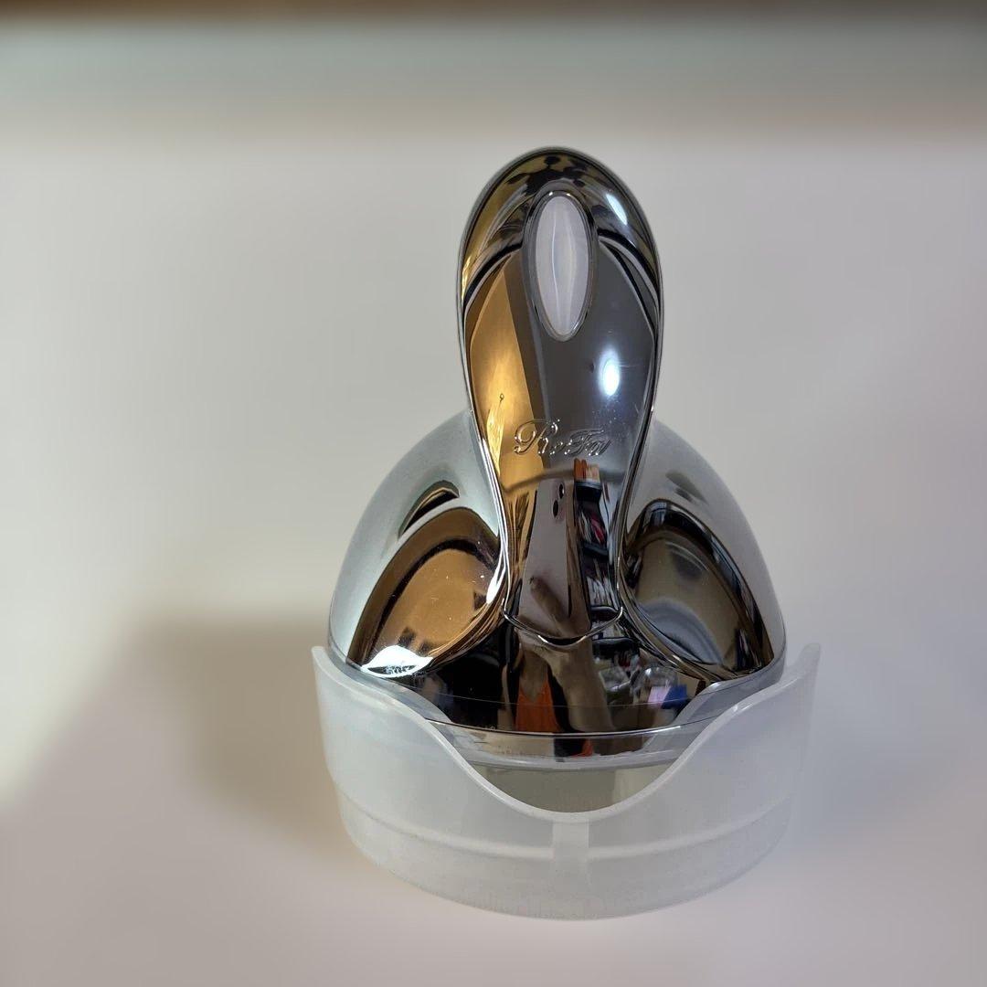 頭皮美容器「ReFa GRACE HEAD SPA