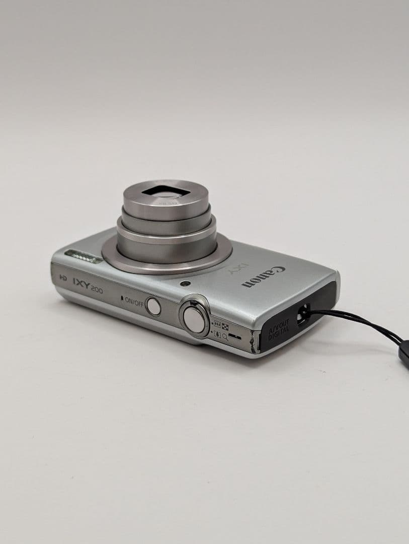 Canon IXY 200 シルバー