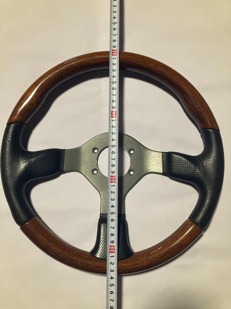 momoウッドレザー ステアリング 3スポーク