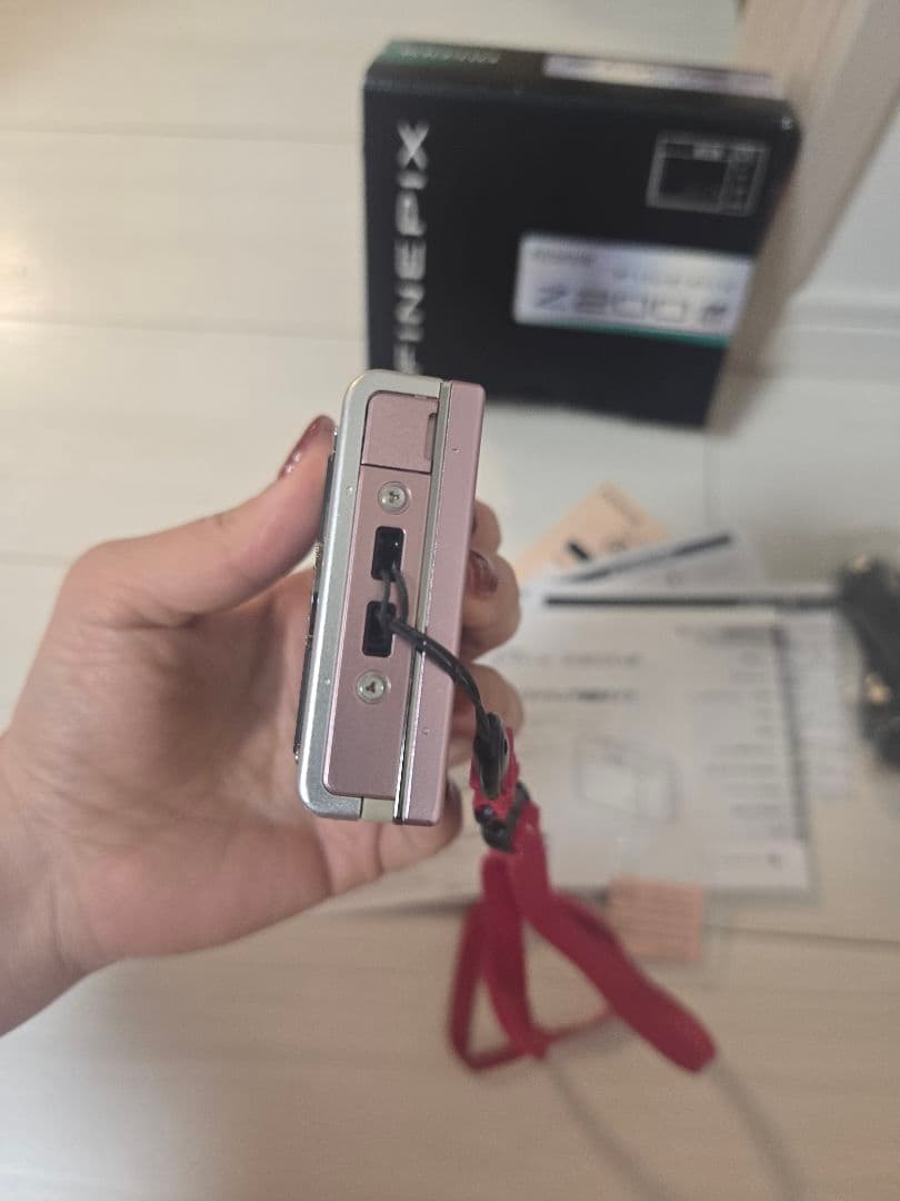 Fujifilm FinePix Z200 デジタルカメラ