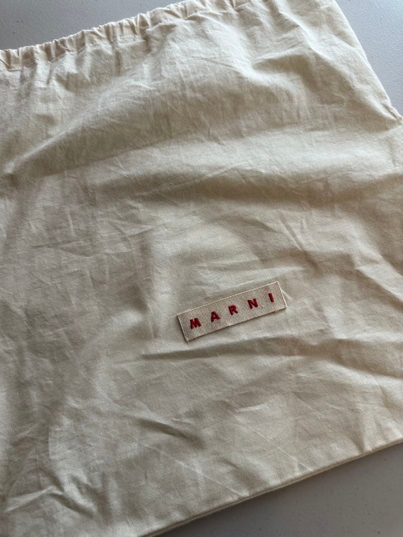 MARNI ショルダー　トランク　ボルドー