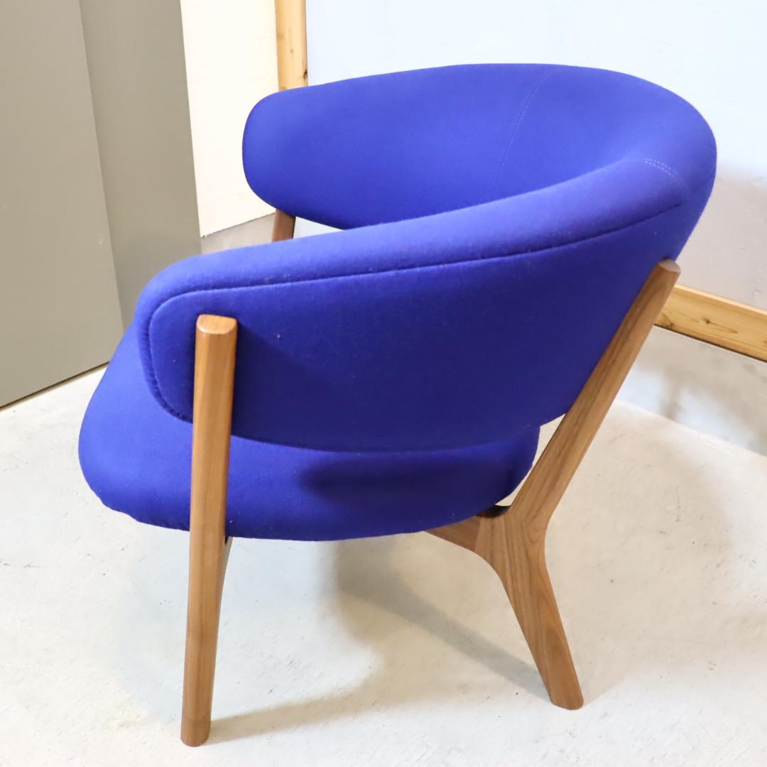 マルニコレクション Roundish ウォールナット材 シングルシートソファ