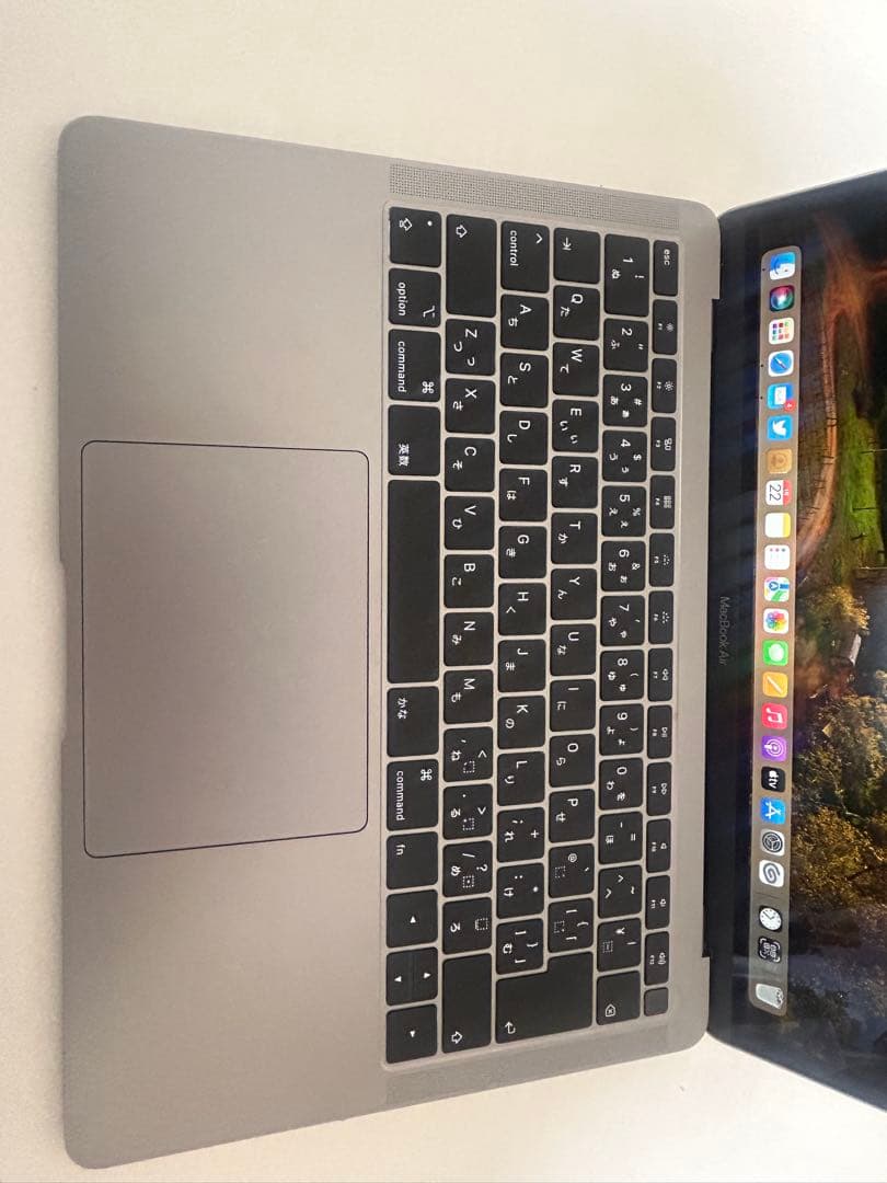 【良品】MacBookAir 2019 13インチ 256GB【即購入⭕️】