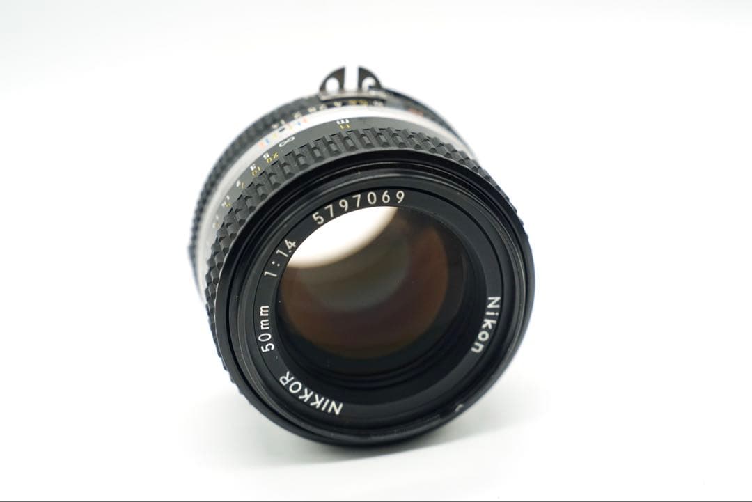 Nikon Ai-s NIKKOR 50mm f/1.4 単焦点レンズ