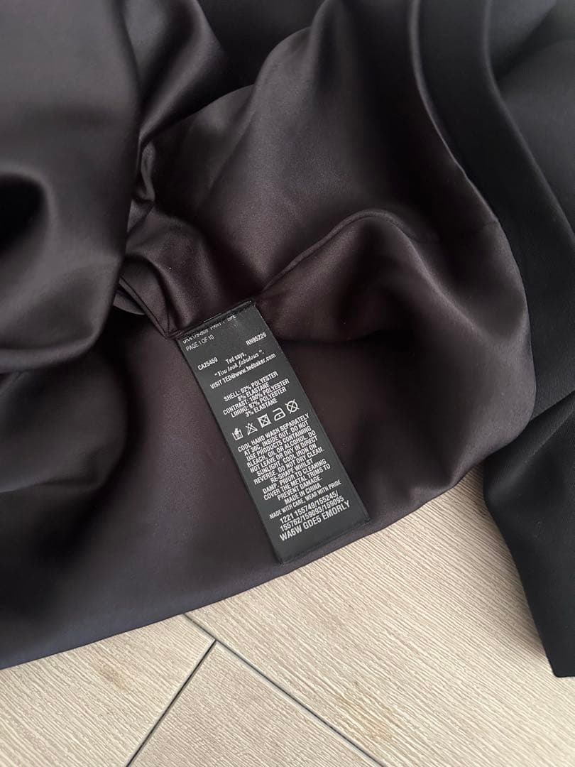 【美品】TED BAKER ブラックワンピース リボン付き　サイズ0