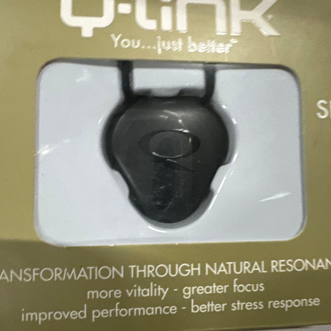 新品未開封　キューリンク アクリルペンダント