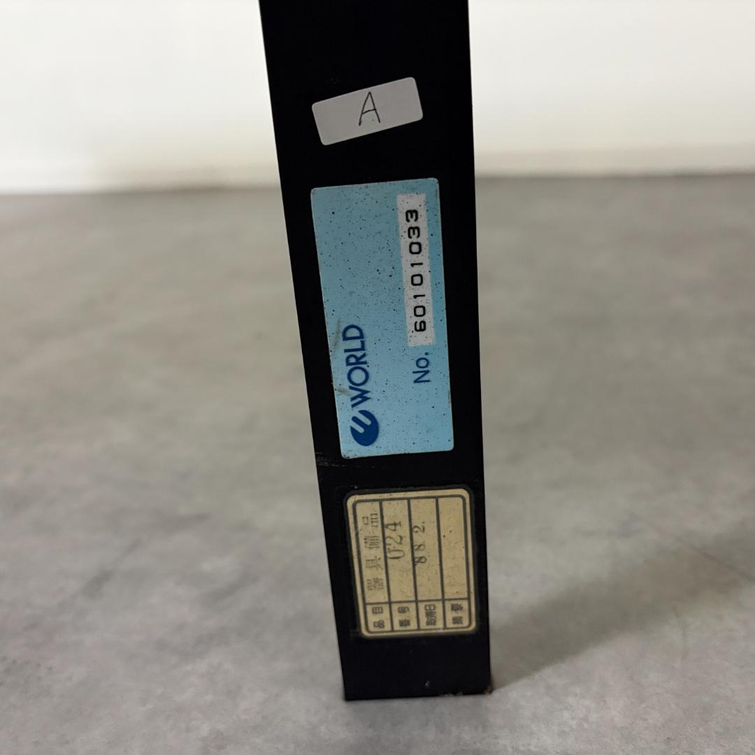 ヴィンテージ　ガラストップ　センターテーブル【A】