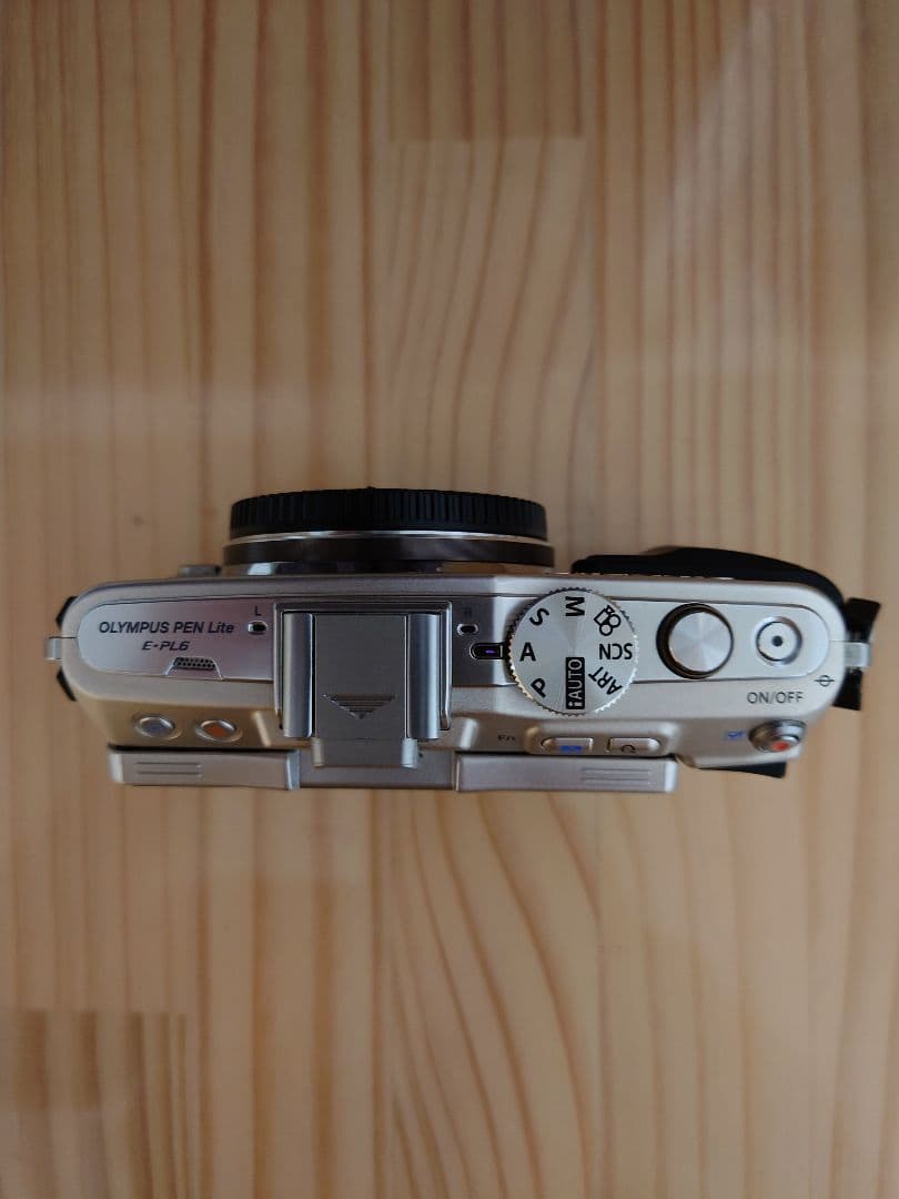 美品レベル OLYMPUS オリンパス E-PL6 シャッター数 約7807回！
