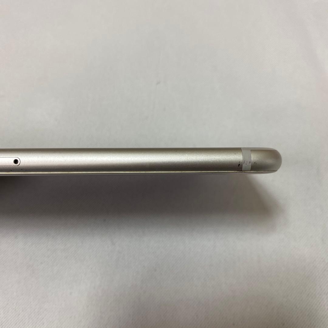 【中古】Apple iPhone 7 シルバー 本体 M188