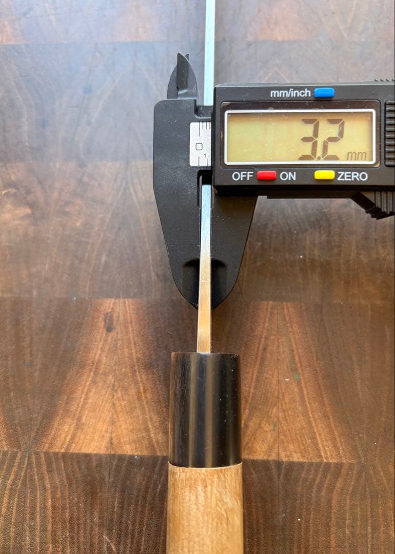 堺打刃物　紋鍛錬　青鋼　柳刃　9寸　270mm 包丁　和包丁　研ぎ済　水牛朴柄