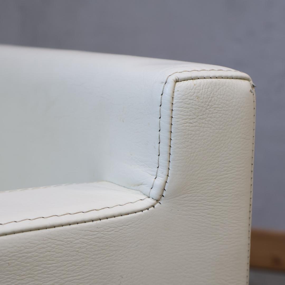 カッシーナ カトリーヌ・メミ アームチェア ダイニングチェア 革 ラウンジチェア