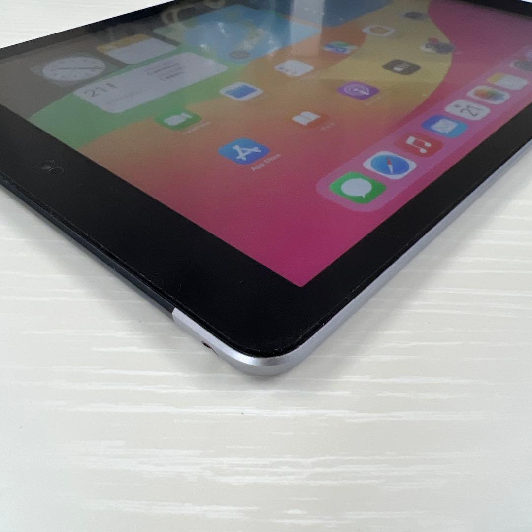 Apple iPad (第6世代) 32GB スペースグレー