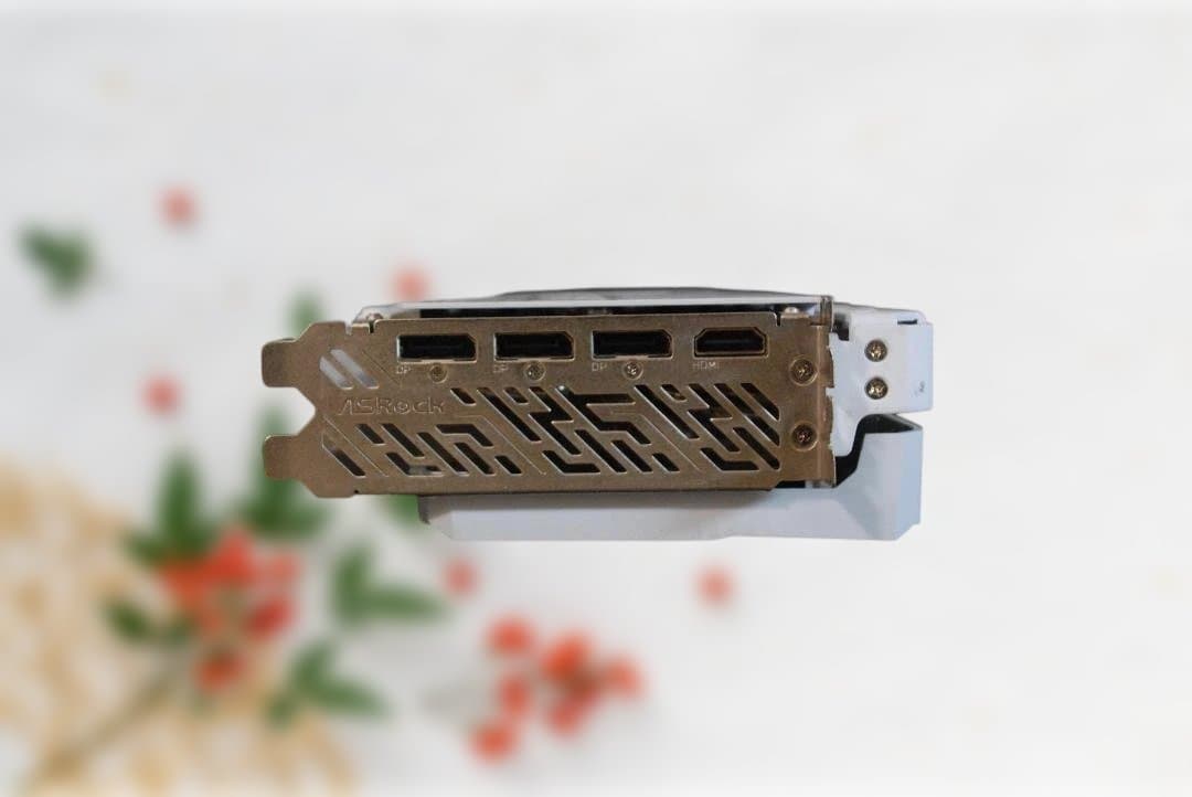 グラフィックボード・グラボ・ビデオカード Radeon RX 7700 XT Steel Legend 12GB OC