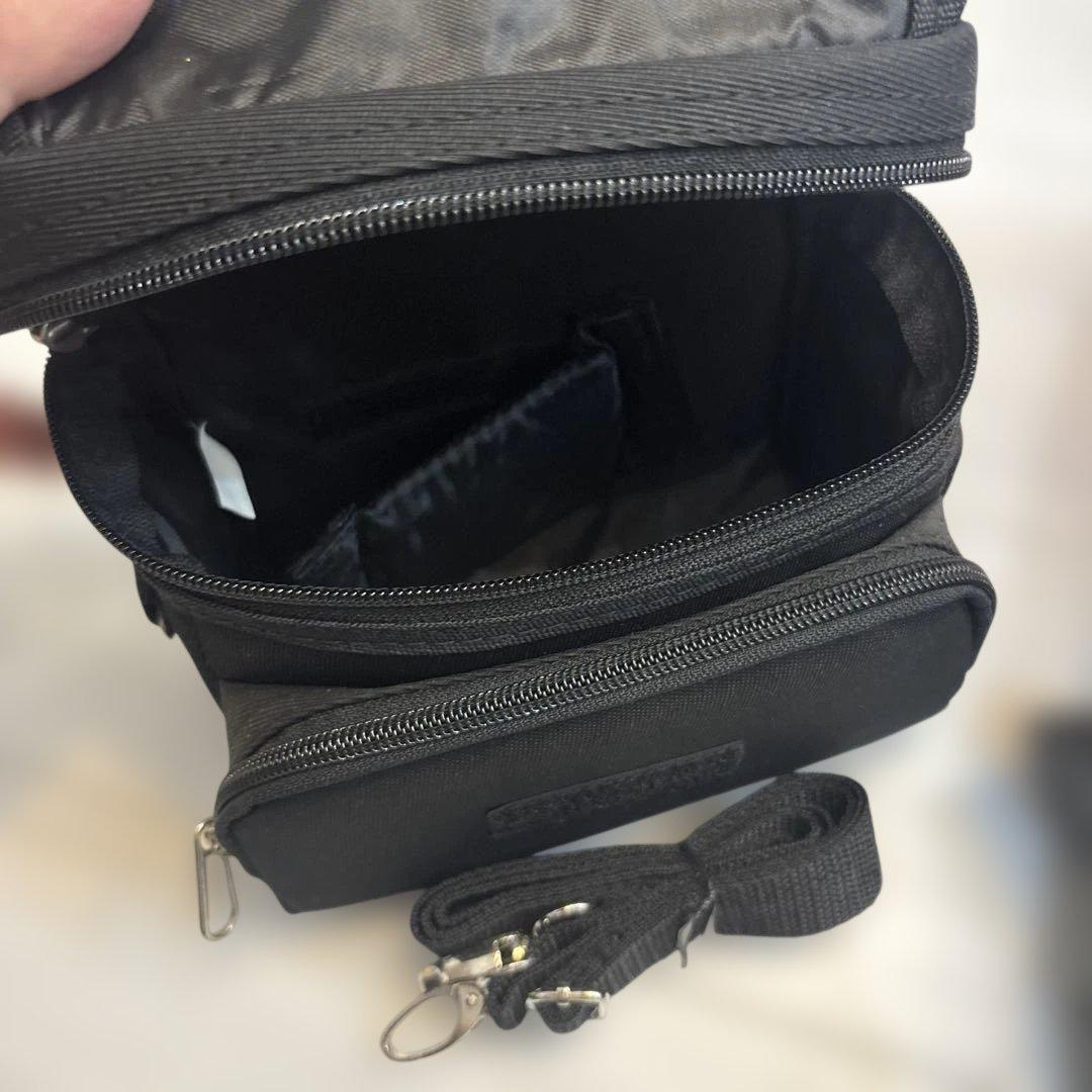 【Canon iVIS HF R10】付属品全て有り、持ち運びポーチ、三脚付き