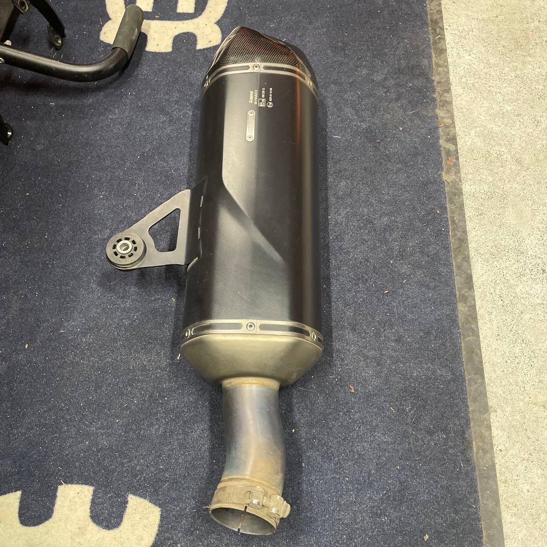  R1250GS AKRAPOVIC アクラポビッチ　マフラー