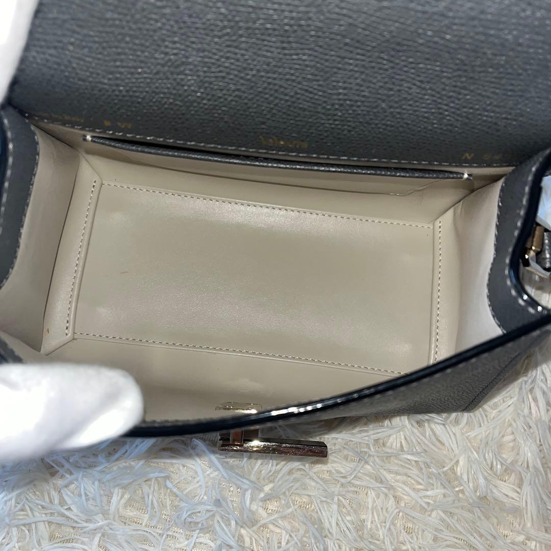 Valextra ヴァレクストラ　ハンドバッグ ミニ　イジィデ　ブラック