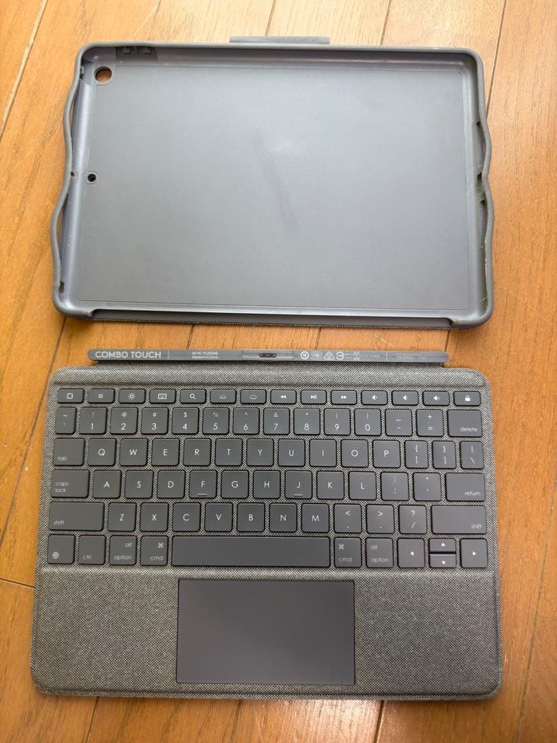 Apple iPad 10.2 9世代 64GB COMBO TOUCH付き