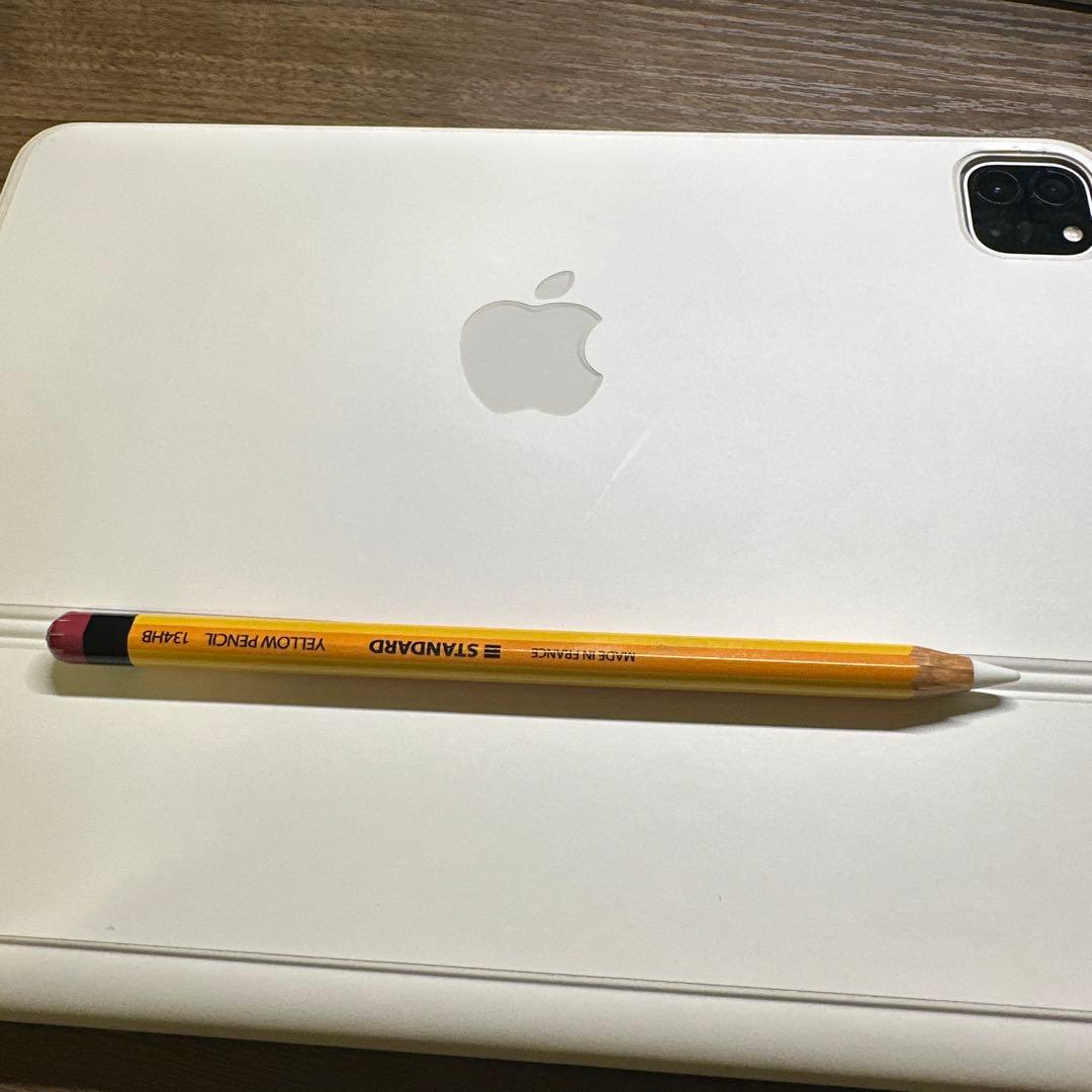 Apple iPad Pro 11インチ + Smart Keyboard