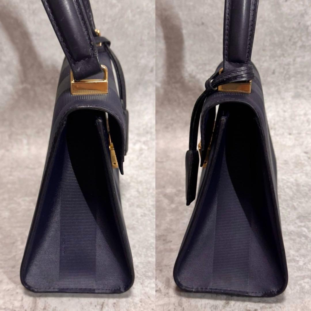 FENDI ペカン柄 ハンドバッグ ショルダーバッグ 2way ネイビー 鍵付き