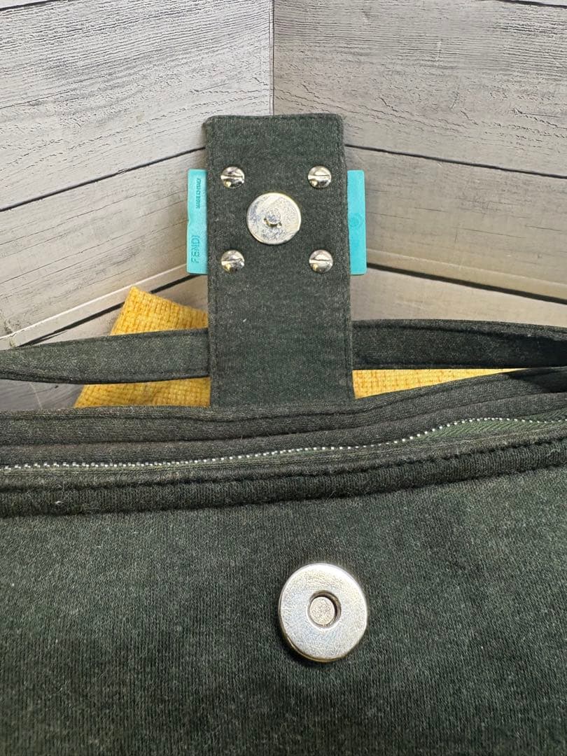 FENDI マンマバケットバッグ　グリーン