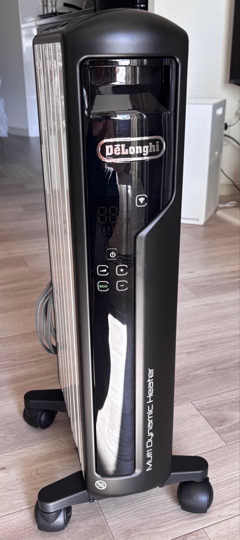 DeLonghi マルチダイナミックヒーターWIFIモデル（取説付き）