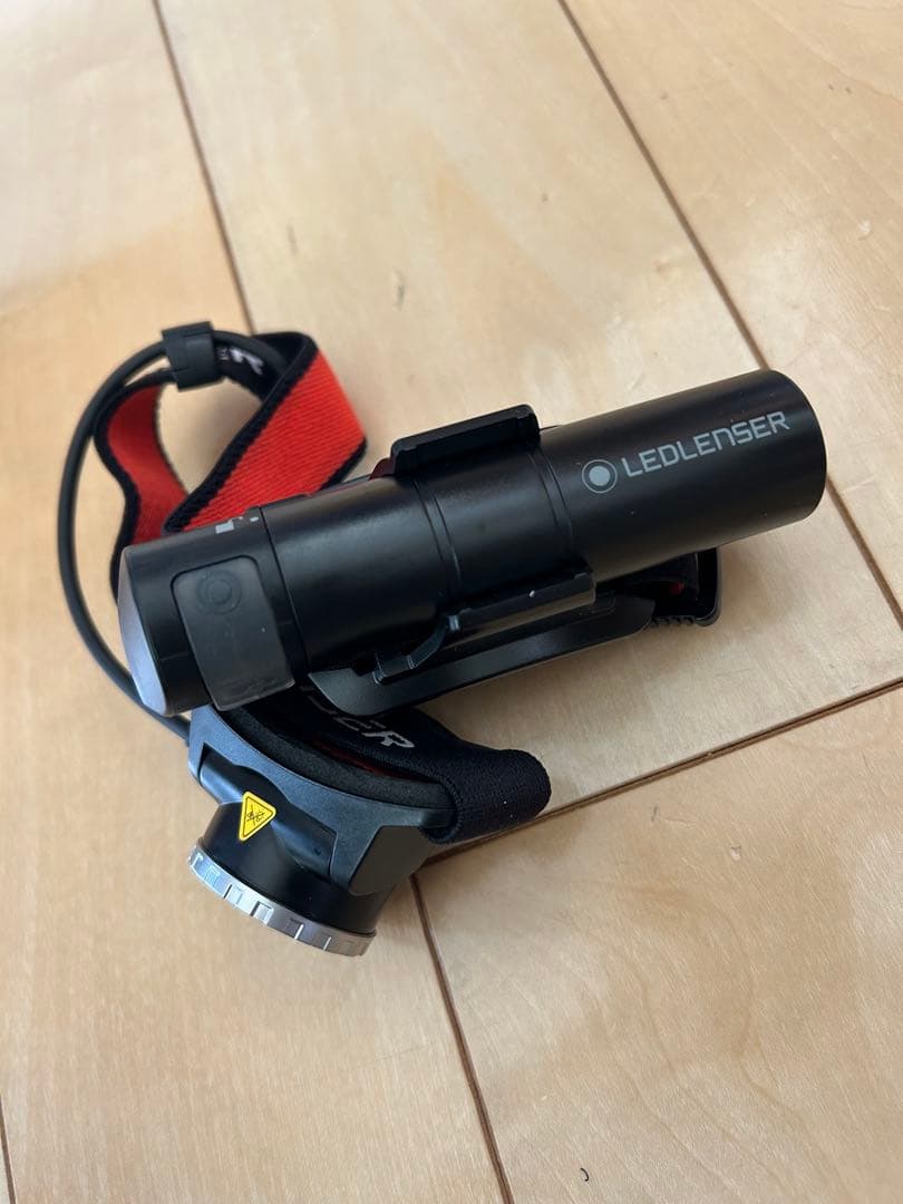 LEDLENSER H8R ヘッドランプ