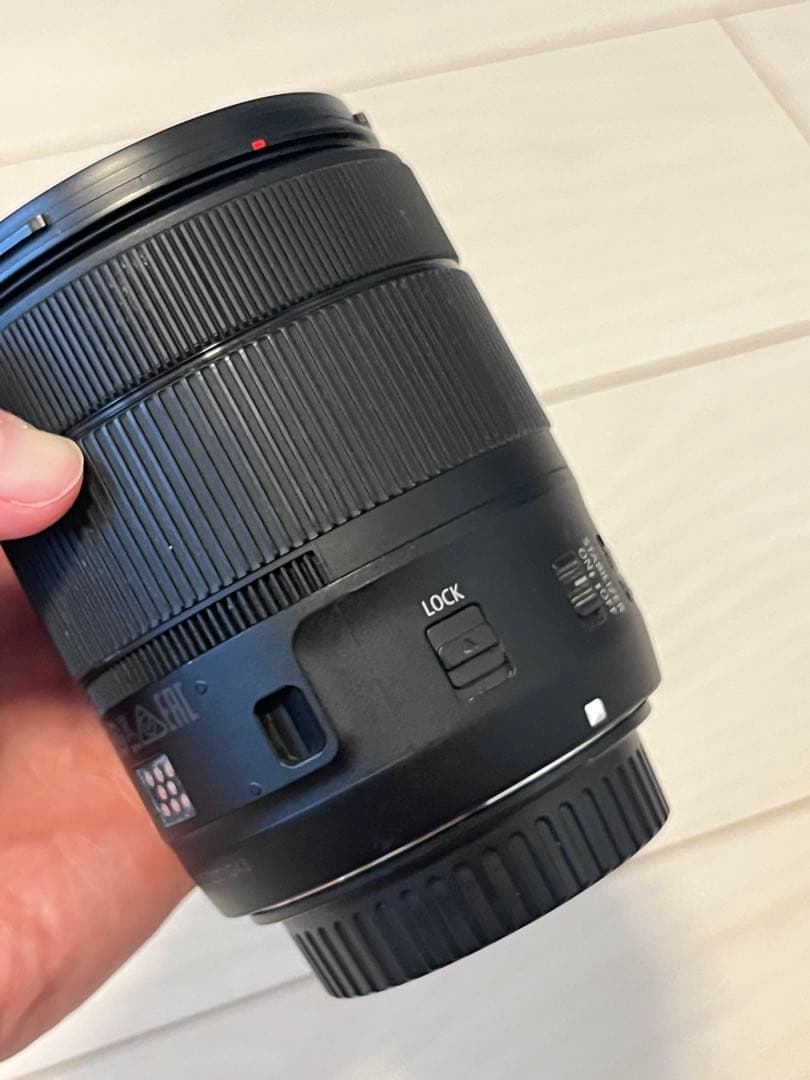 Canon EF-S 18-135mm レンズ