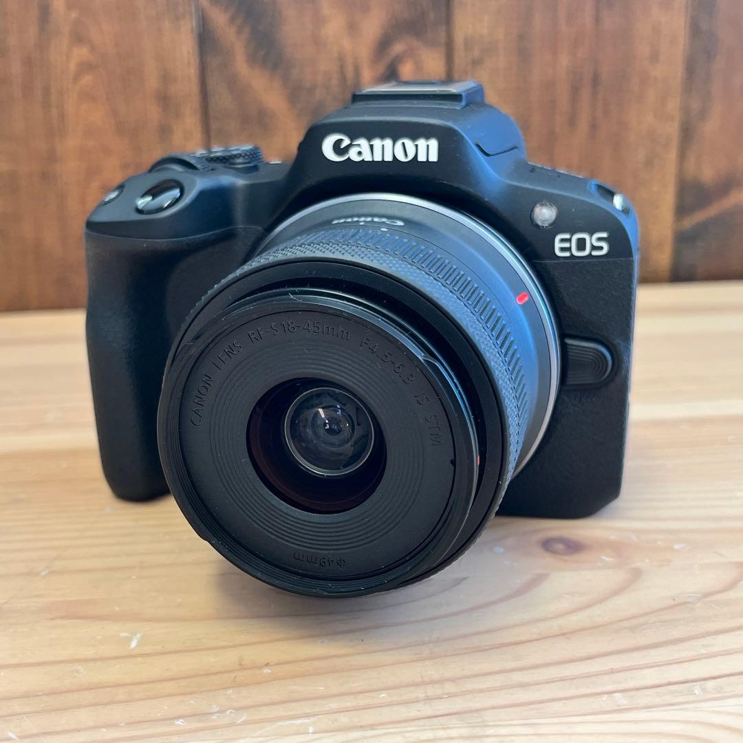 【箱有り新品級】Canon EOS R50 ミラーレスカメラ SDカード