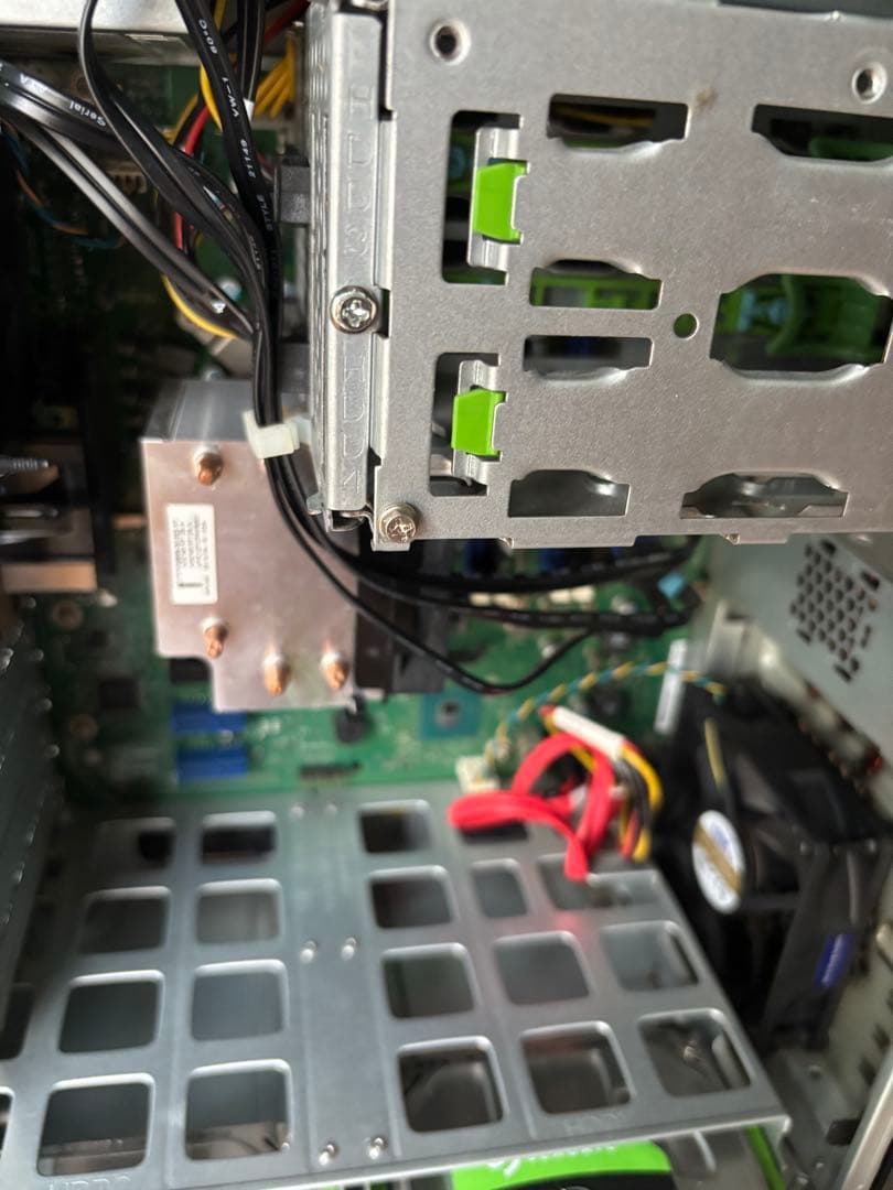 Fujitsu PRIMERGY TX1310 M3サーバー