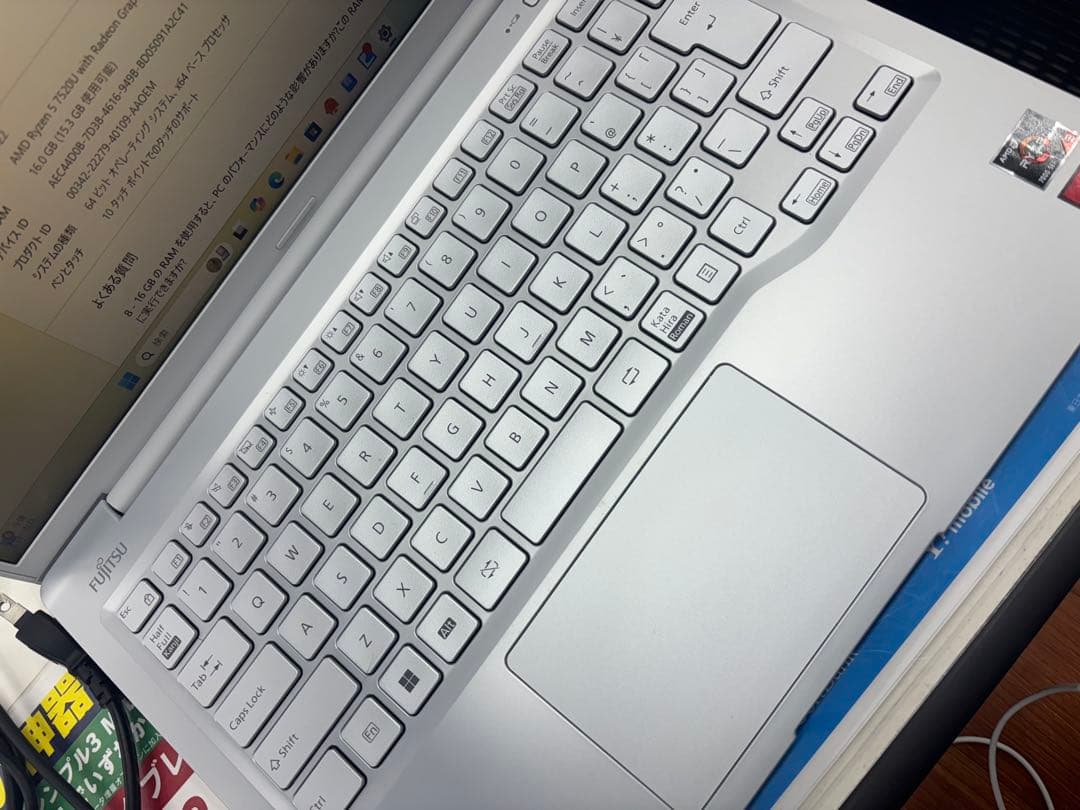 AMD Ryzen 5 7520U シルバーノートPC