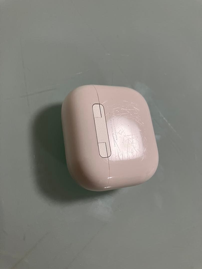 AirPods 4 ノイズキャンセリング