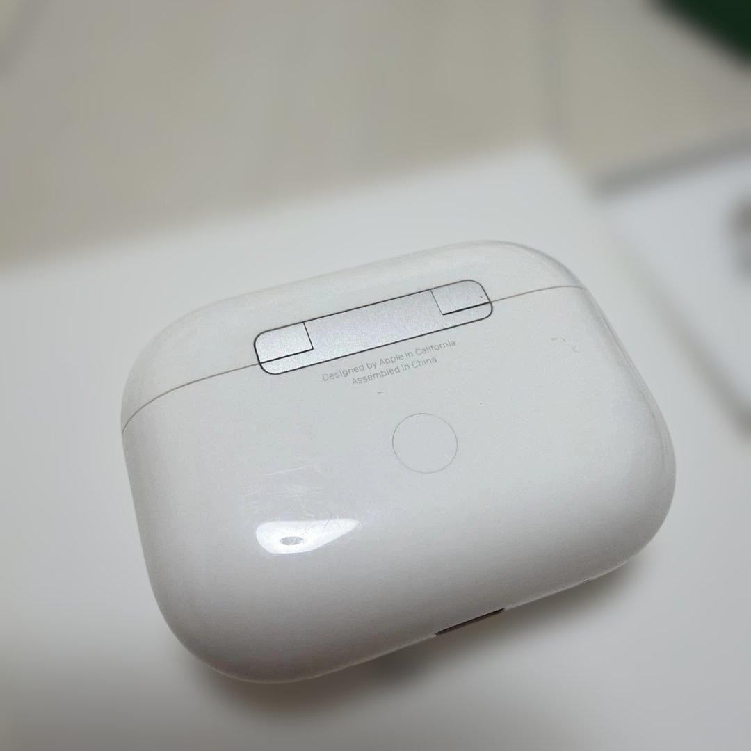 Apple第2世代 AirPodsPro USB-C イヤーチップ付き