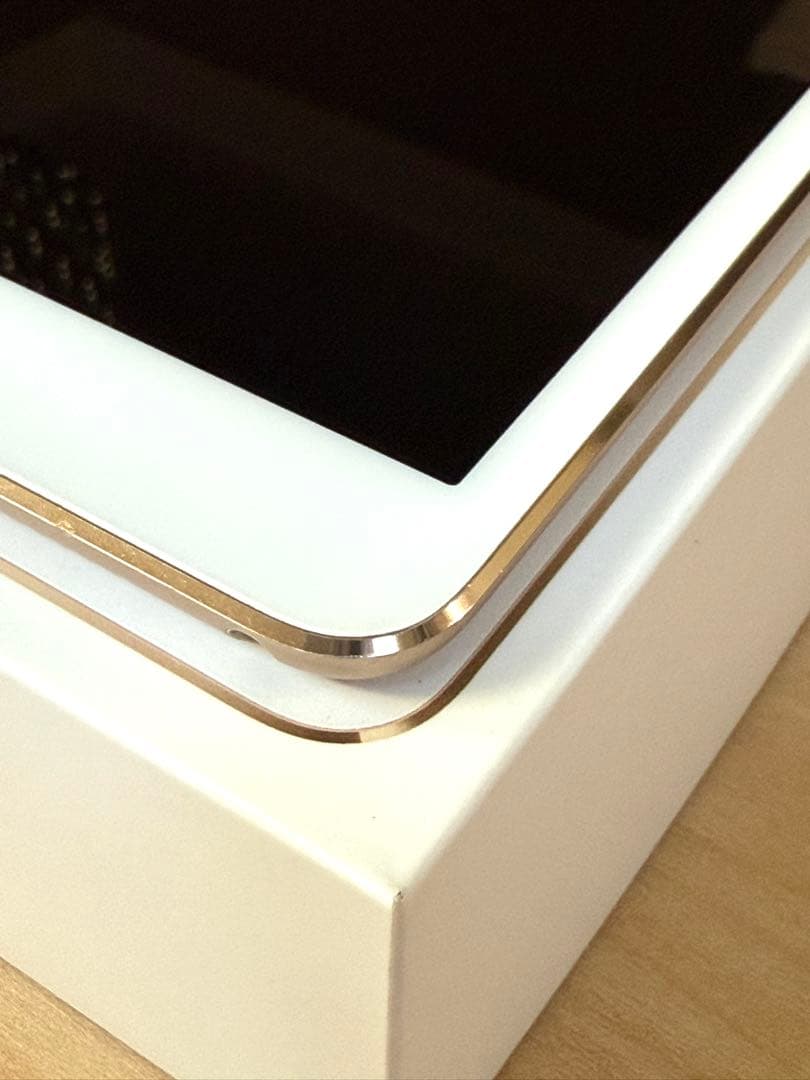 美品 iPad Pro 10.5 256GB Wi-FiGoldMPF12J/A