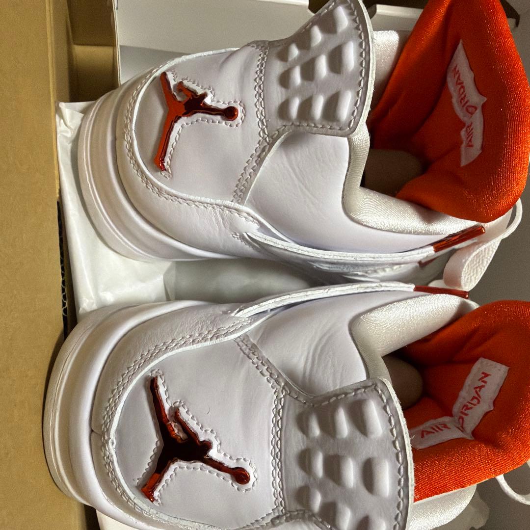 ナイキ NIKE エアジョーダン4 AJ4 ホワイト×オレンジ