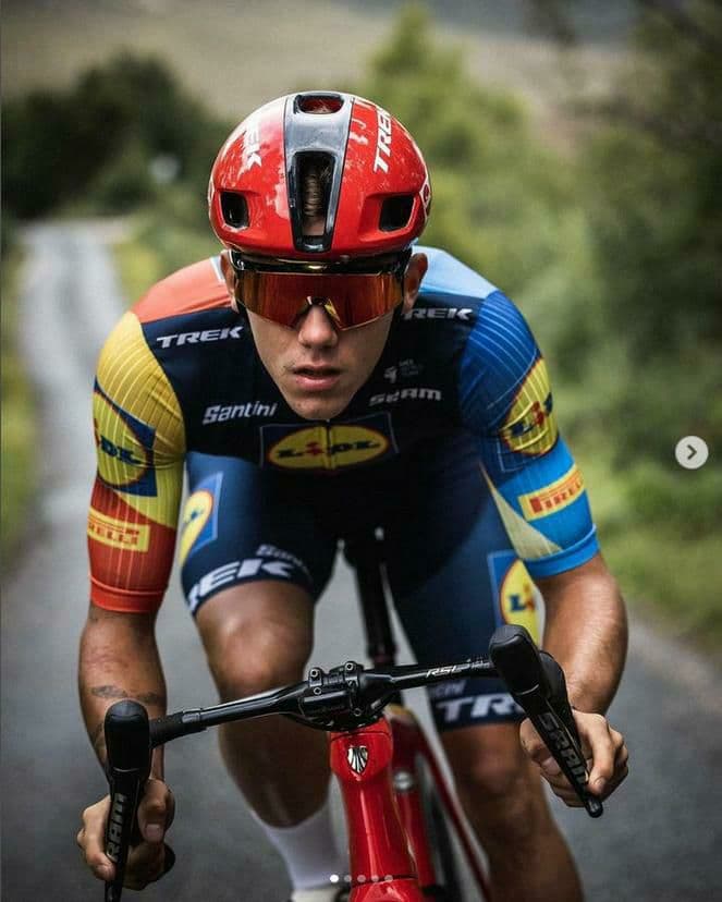 100% Aerocraft ブラック レッド ワンハンドレッド サングラス