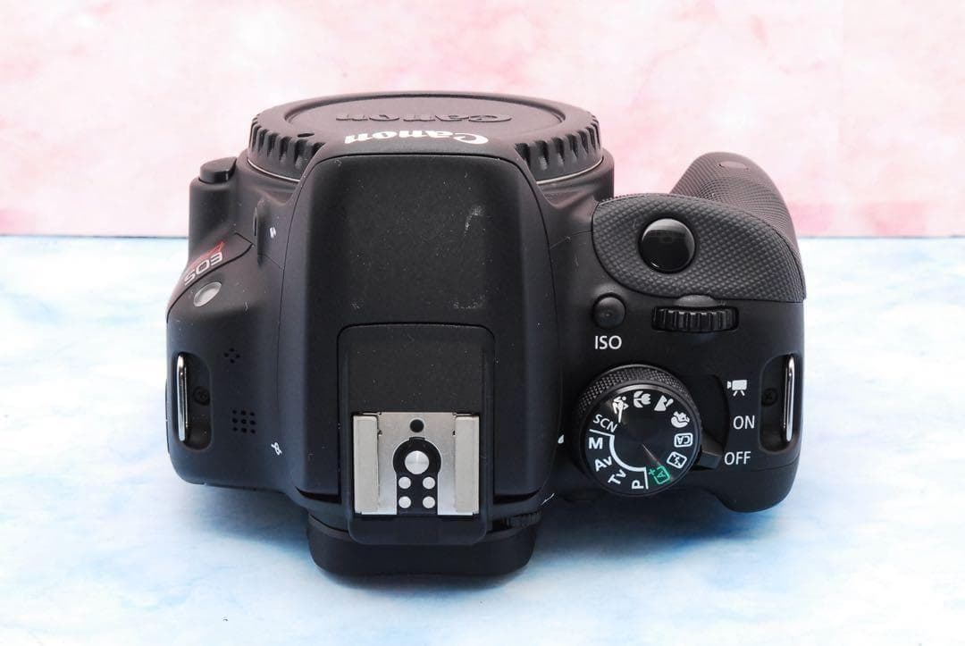 手ぶれ補正標準＆単焦点⭐︎キャノン Kiss X7⭐︎バッグ付⭐︎人物撮りに最適