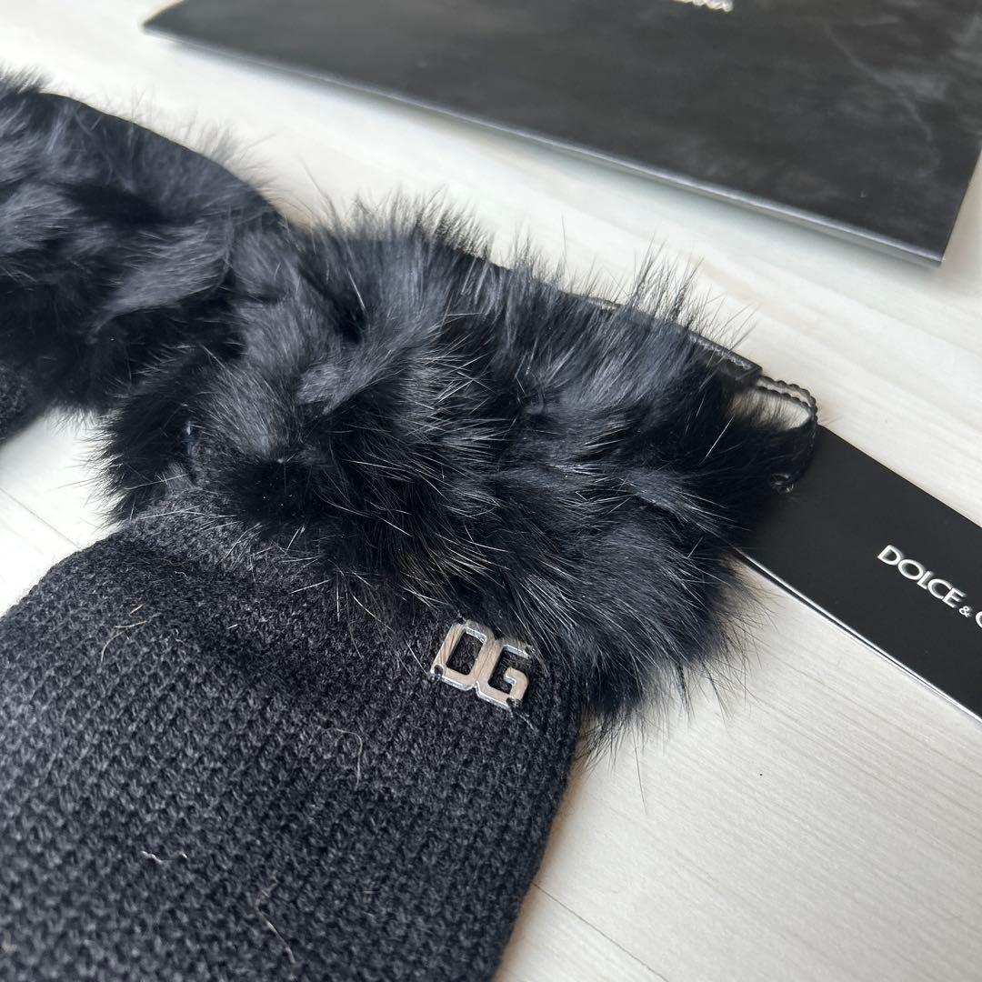 新品❗️DOLCE&GABBANA ブラック手袋 ファー付き