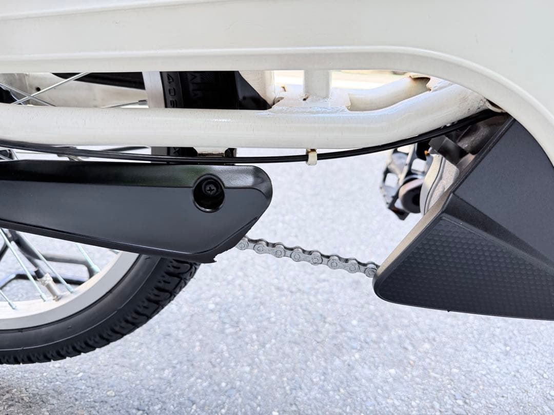 子供乗せ　ブリヂストン　BIKKE 電動アシスト自転車 チャイルドシート付き