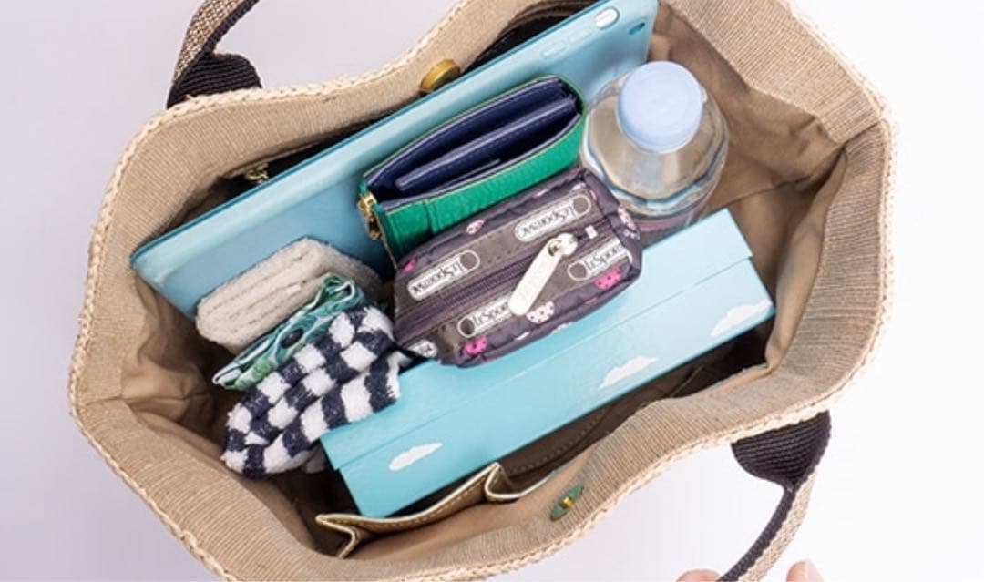 美品 VIOLAd'ORO ヴィオラドーロ ラフィア カゴバッグ　保存袋付き