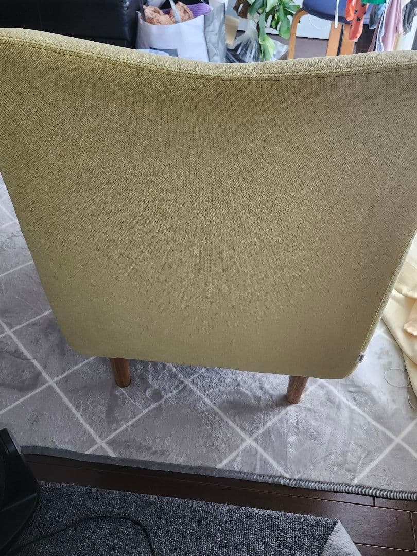 爽やか淡いライム色ソファピスタチオワンシータKEYUCAケユ黄緑グリーンパステル