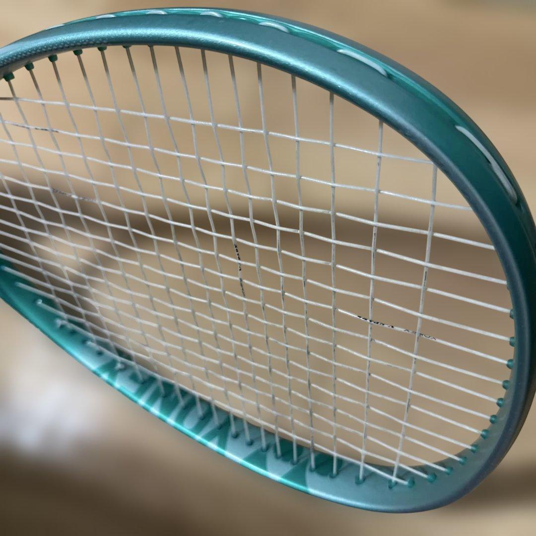 美品　ヨネックス　ボルトレイジ７Ｖ　02-VR7V