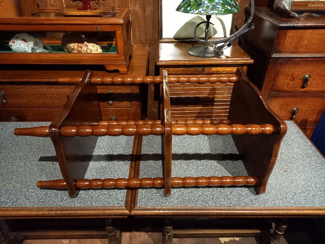 1970's　コロニアル　チーク　無垢材　ボビン　レッグス　３段　サイド　ラック