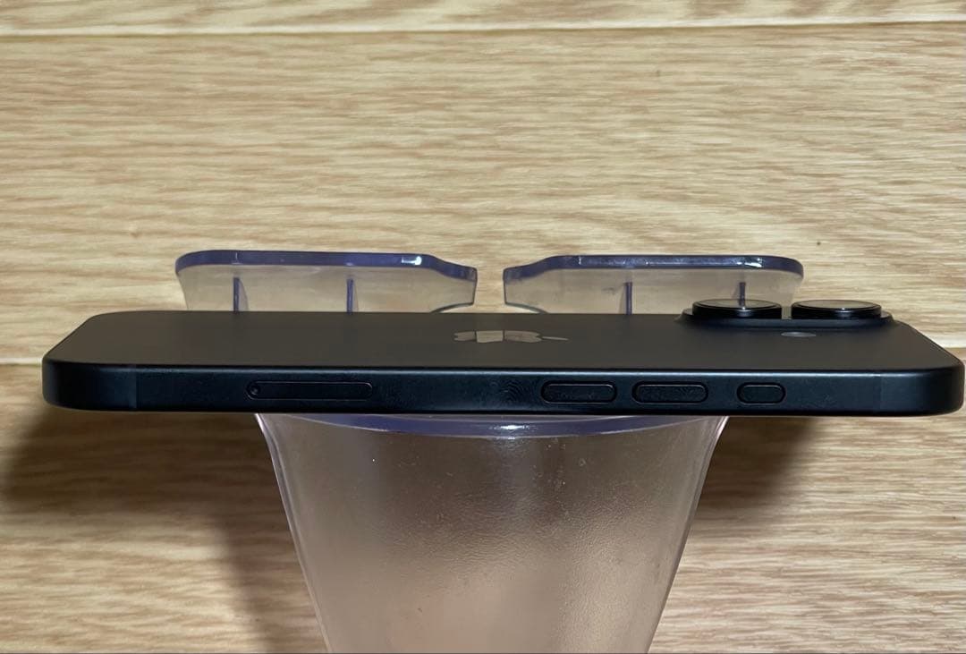 Iphone16 ブラック128GB SIMフリーバッテリー100％美品