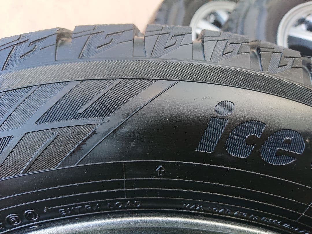 YOKOHAMA アイスガード スタッドレス ・アルミホイールセット 値下げ中