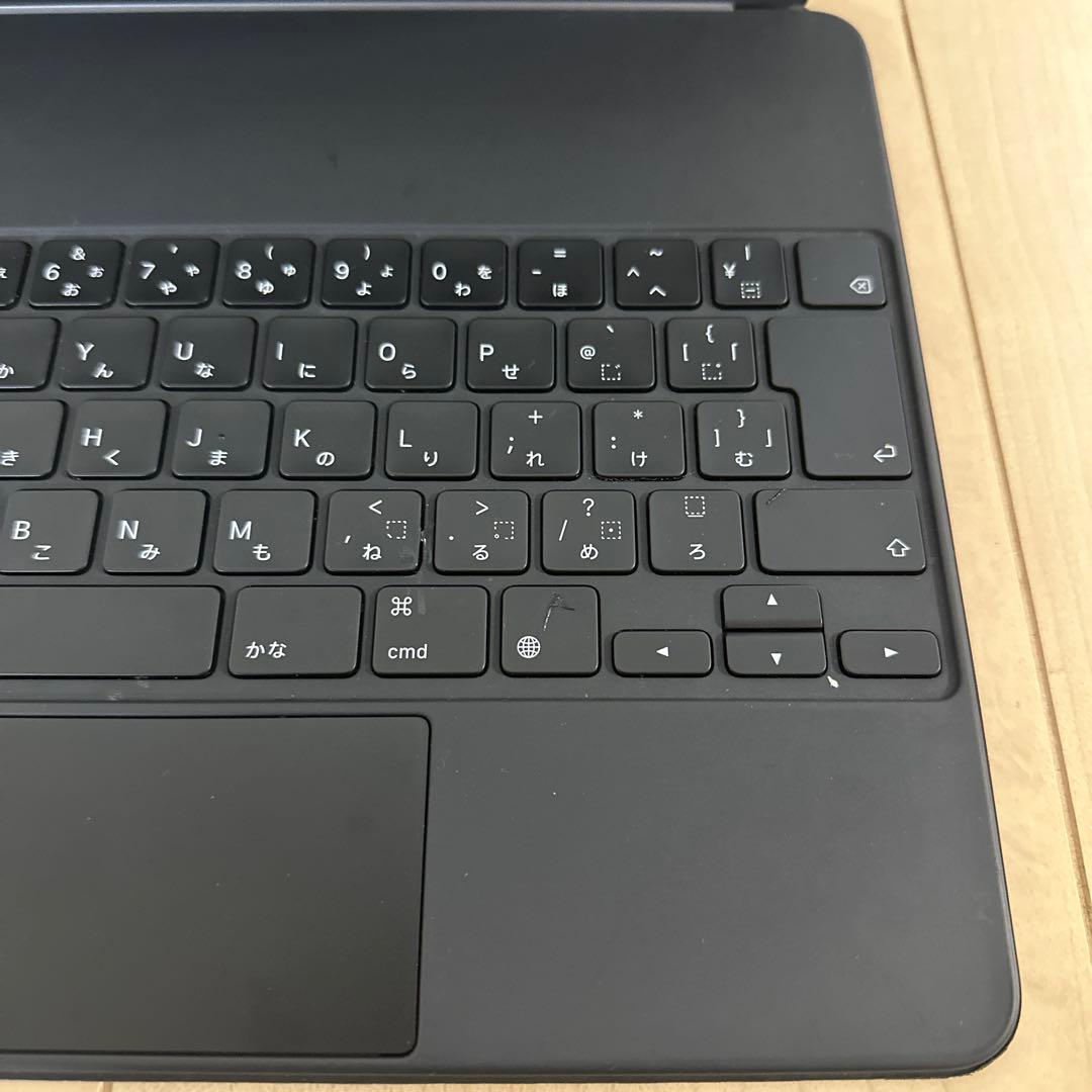 12.9インチiPad Pro マジックキーボード MXQU2J/AA1998