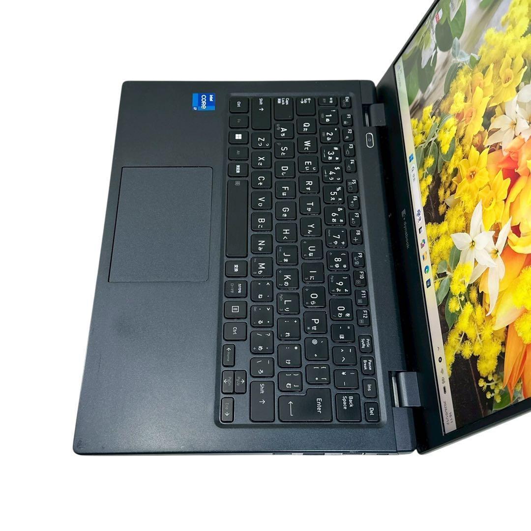 第11世代【i7搭載！512GB★16GB】13インチ ノートパソコン 703