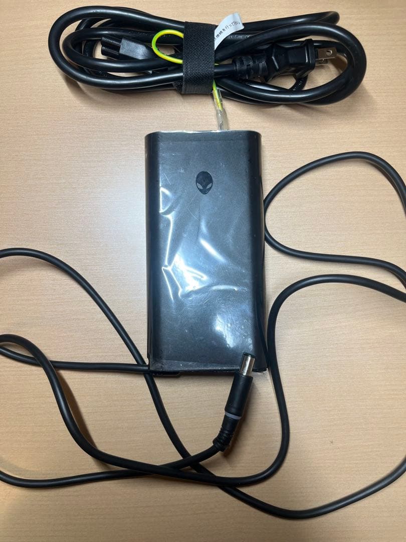 Dell Alienware ACアダプター19.5V 12.31A 240W